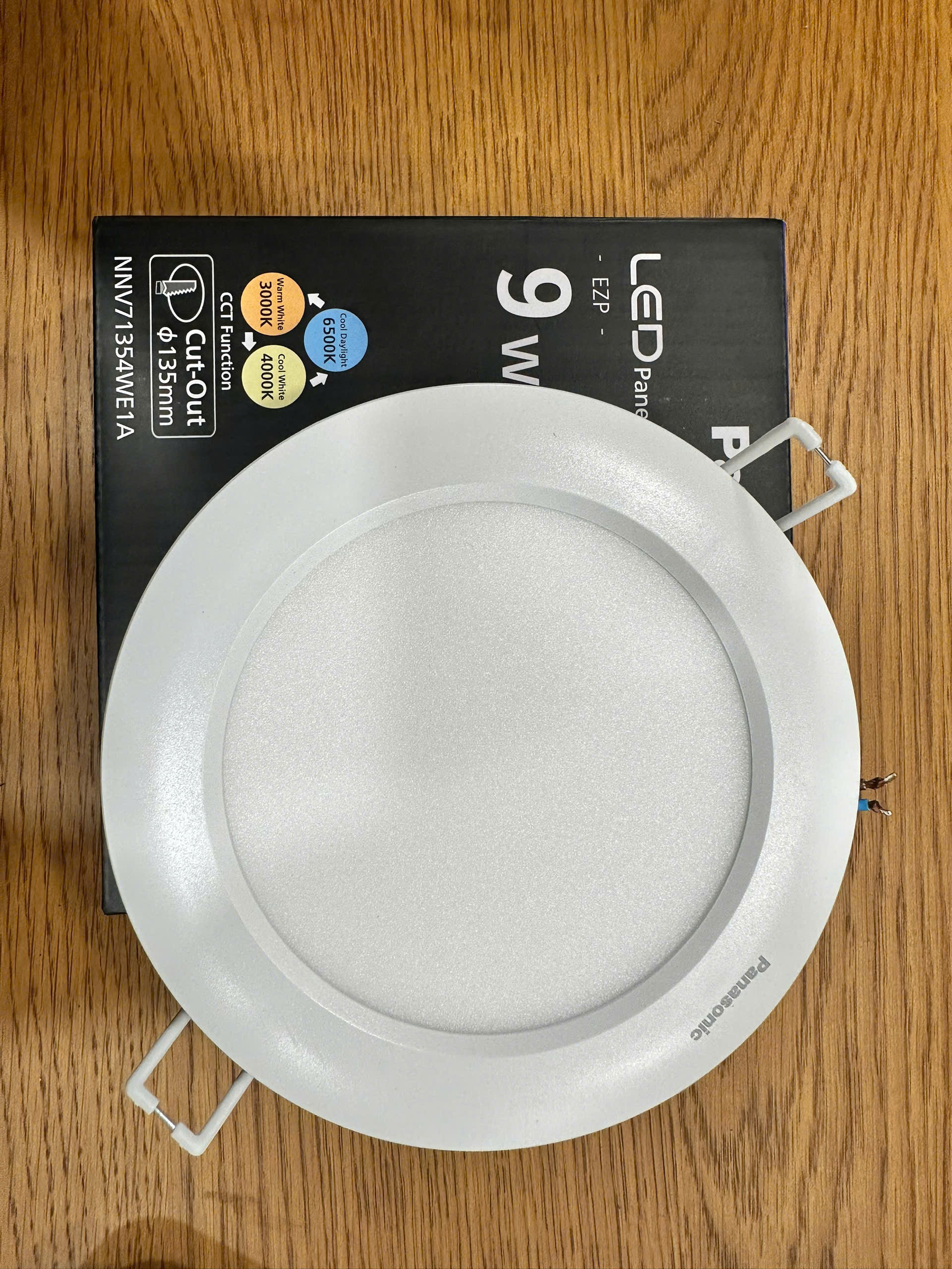 Đèn Led Âm Trần Panasonic EZ-P 9W Đổi Màu Phi 135 NNV71354WE1A