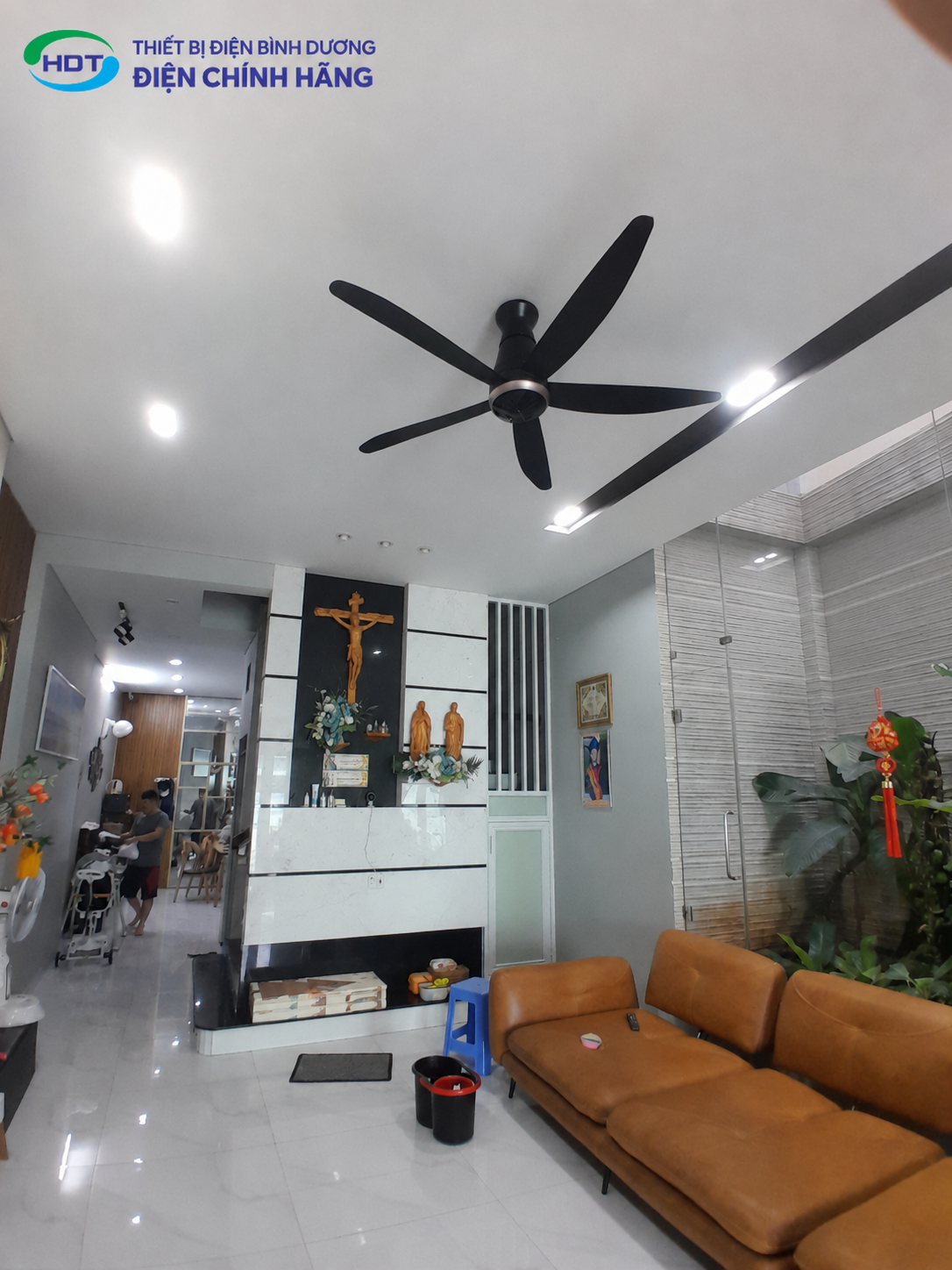 quạt trần panasonic 5 cánh F-60FEN