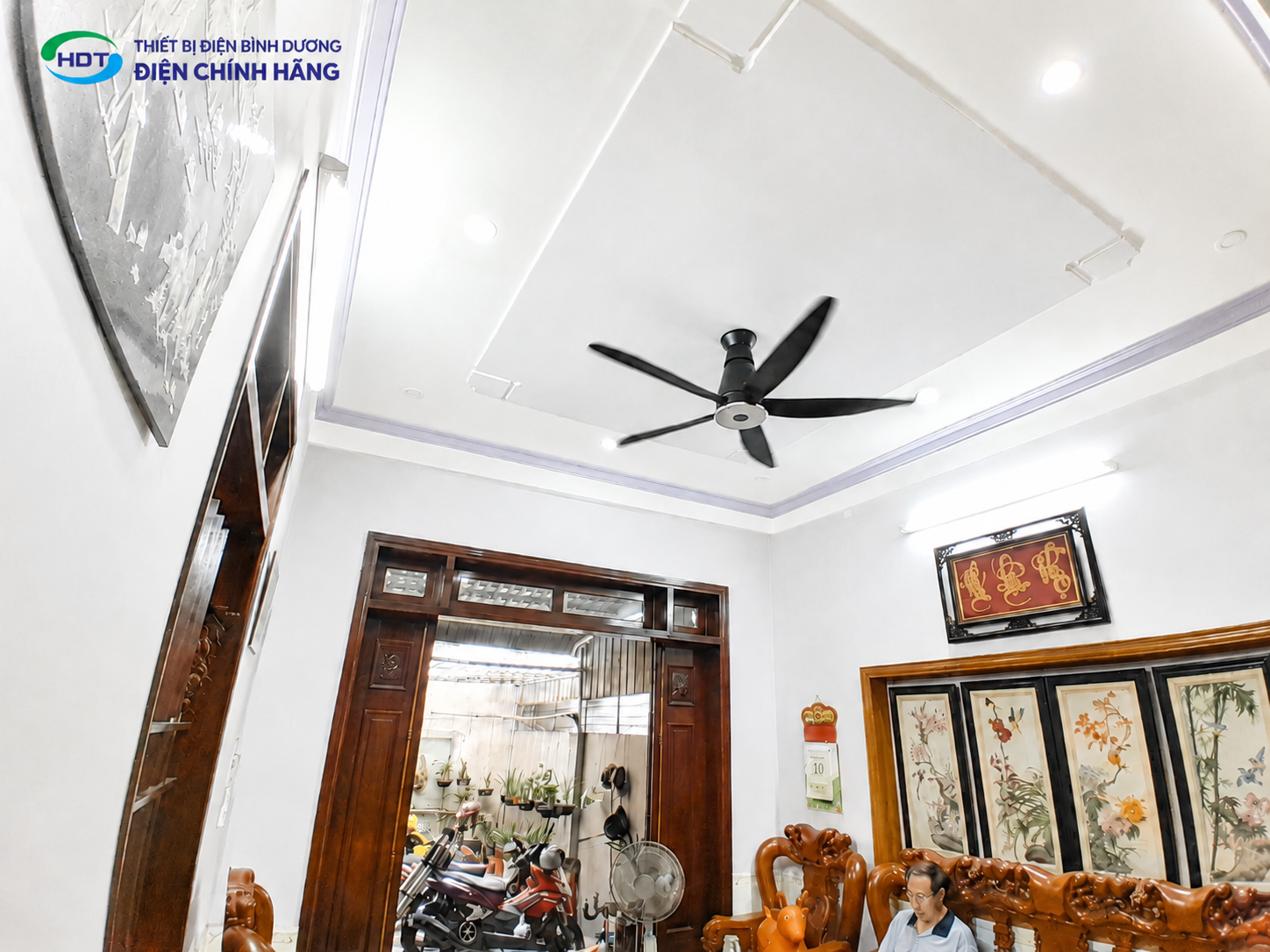 Quạt Trần Panasonic 5 Cánh Màu Đen F-60XDN