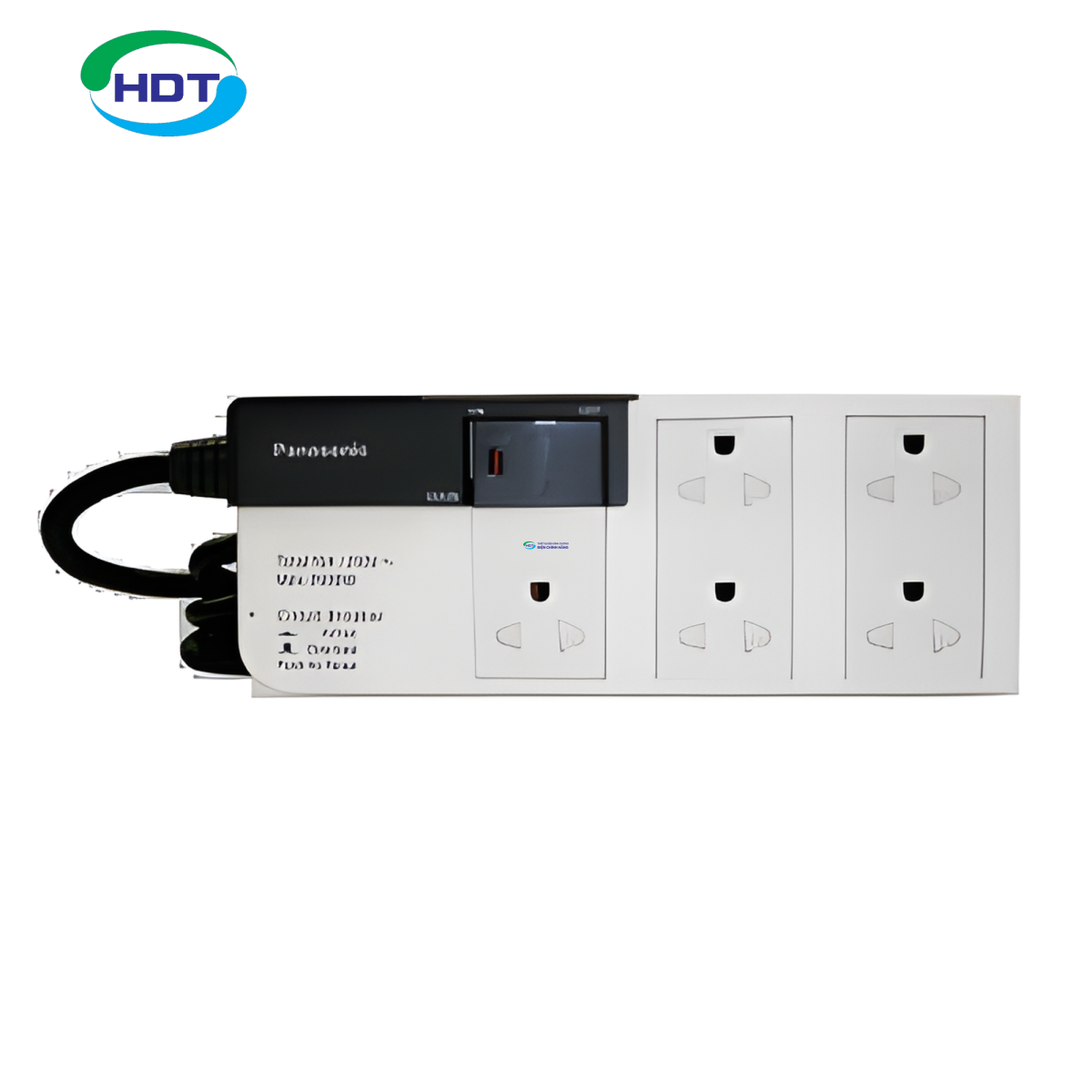 Ổ cắm có dây Panasonic WCHG28352 loại 5 Ổ cắm 3 và 1 công tắc